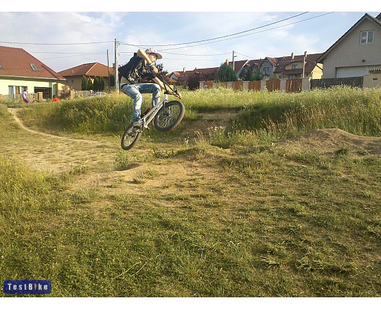 Velvart Street 2010, WalterBraun képe BMX váz